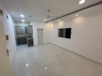 Quiet In Prime Location - UF1037