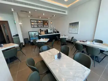 Super Deluxe With Great Amenities - SF1116