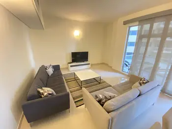 Spacious Bedroom Flat with Full Amenities - F1555