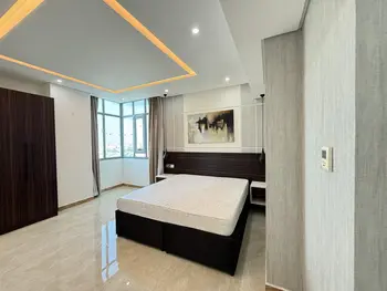 Fully Furnished 2BR - Balcony
