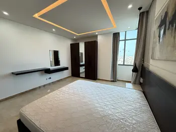 Fully Furnished 2BR - Balcony