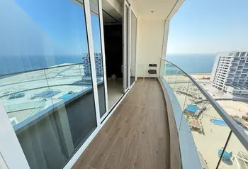 Fully Furnished 1-Bedroom Apartment with Sea View, Water Garden City