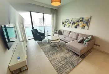 Fully Furnished 1-Bedroom Apartment in Reef Island