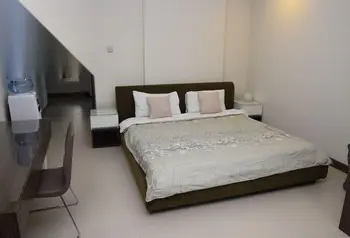 Fully Furnished Studio Apartment For Sale in Busaiteen