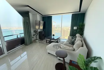 Fully Furnished 2-Bedroom Apartment with Sea View, Water Garden City