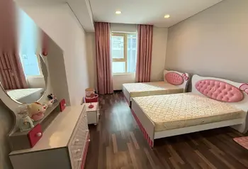 Fully Furnished 3-Bedroom Duplex on Reef Island