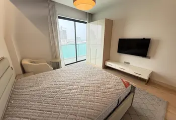 Fully Furnished 1-Bedroom Apartment in Reef Island