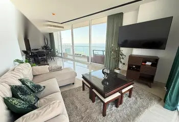 Fully Furnished 2-Bedroom Apartment with Sea View, Water Garden City
