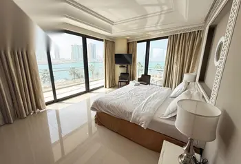 Fully Furnished 2-Bedroom Apartment with Sea View, Reef Island